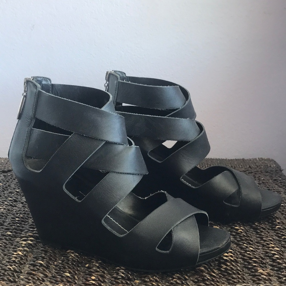 Black Dolce Vita Wedges